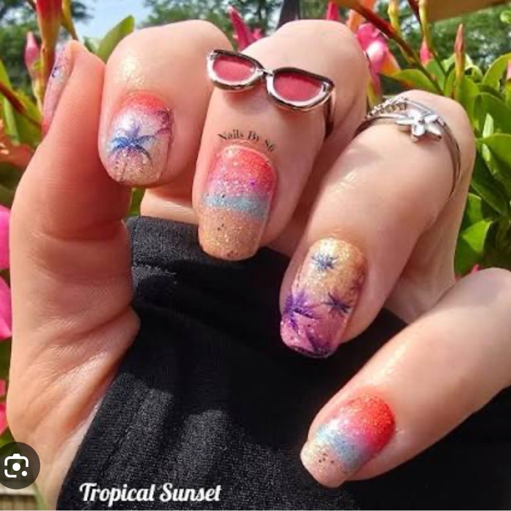 Color Street Tropical Sunset Press-On Nails - Pink, Orange, Blue, Purple, Gold